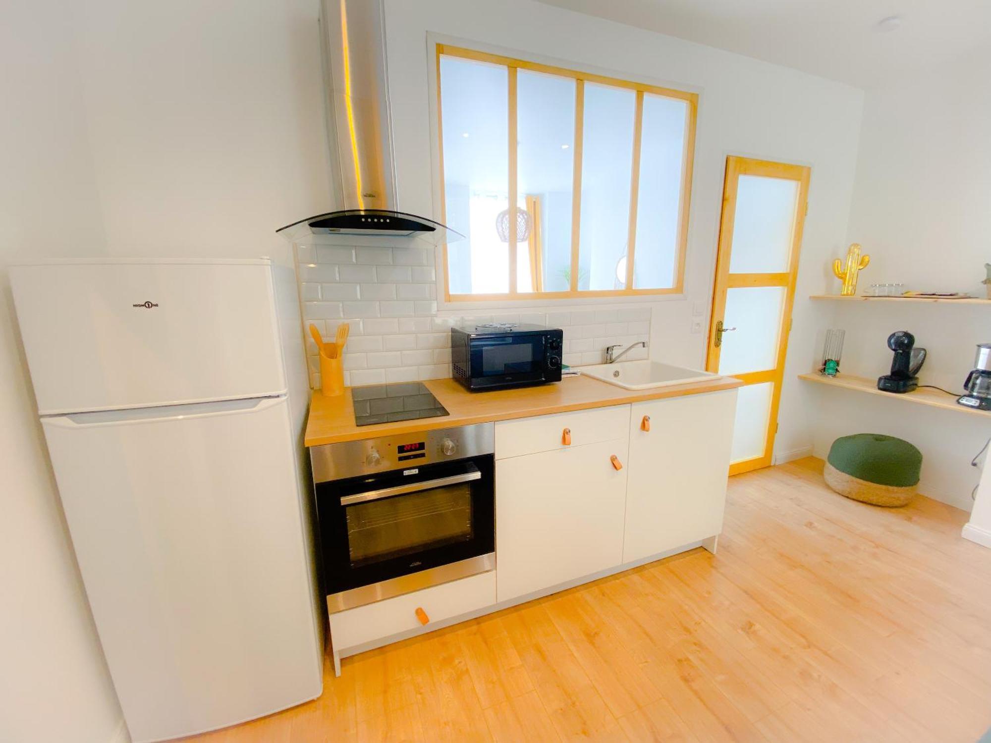 Le Temple 2 Apartment Calais Bagian luar foto