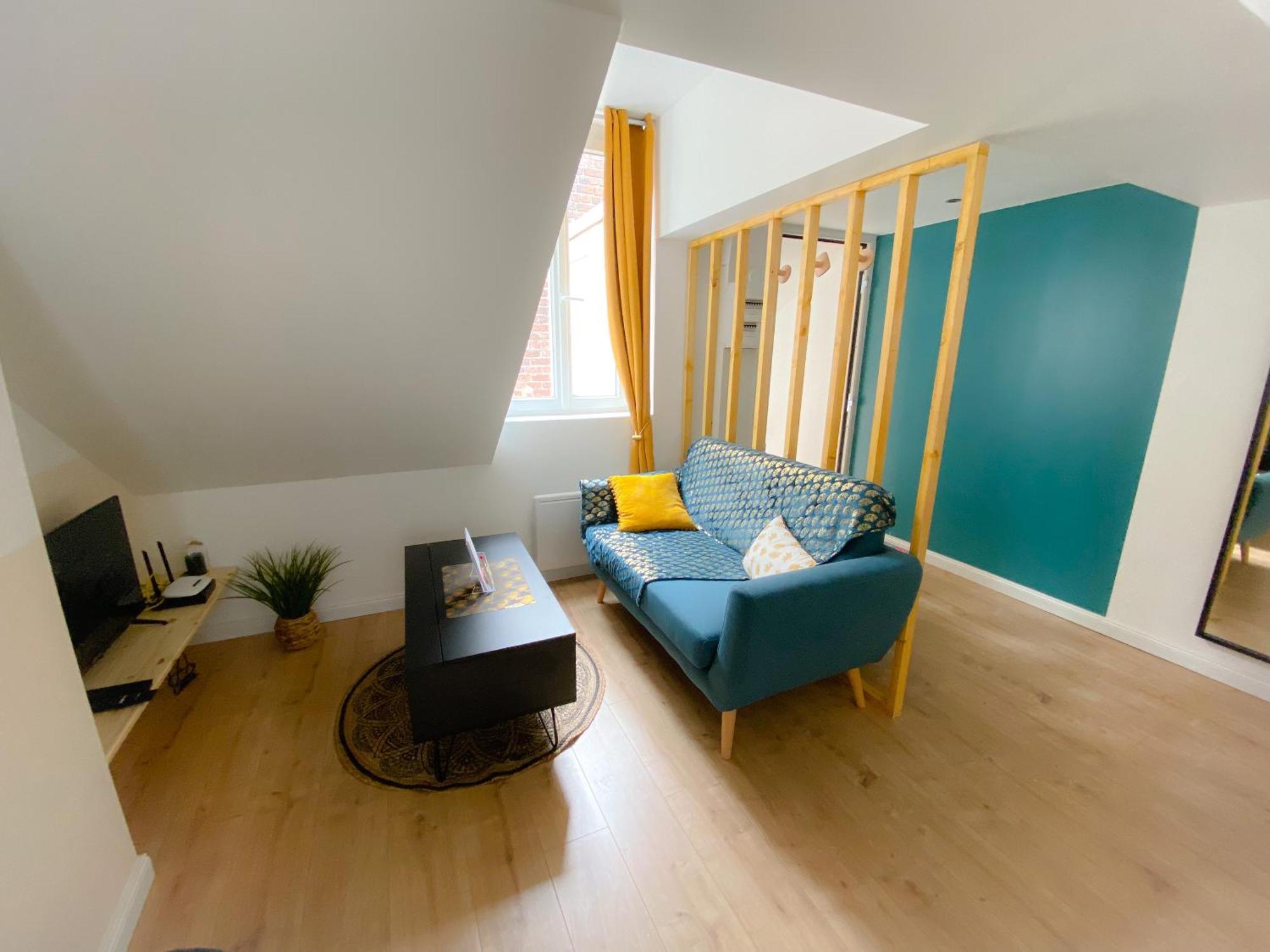 Le Temple 2 Apartment Calais Bagian luar foto